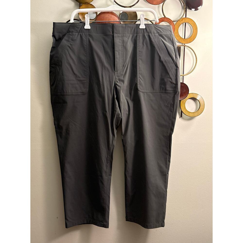 Eddie Bauer 18 gray capri NWT with SPF NWT
